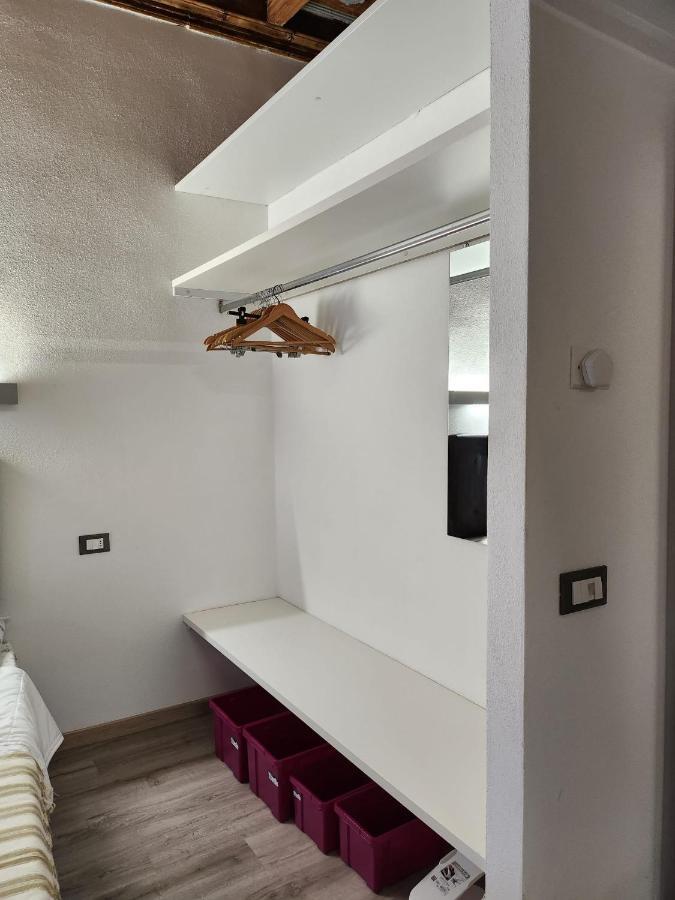 Mansarde & Suite Maison 1706 Lago Orta Borgomanero Dış mekan fotoğraf