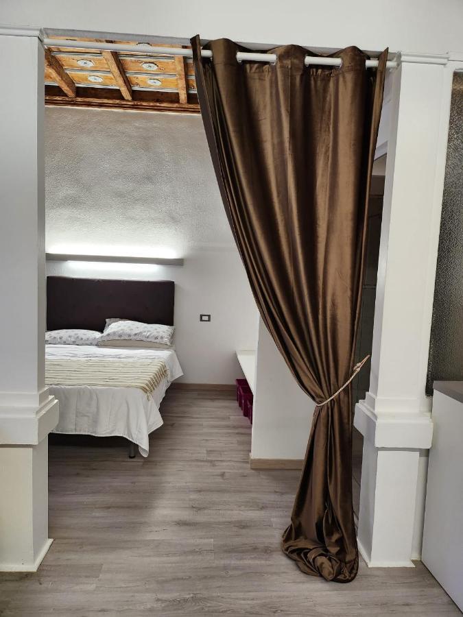Mansarde & Suite Maison 1706 Lago Orta Borgomanero Dış mekan fotoğraf