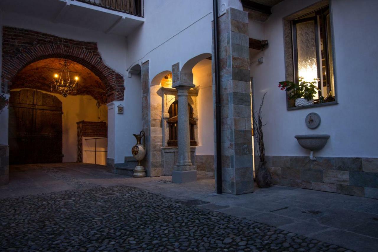 Mansarde & Suite Maison 1706 Lago Orta Borgomanero Dış mekan fotoğraf