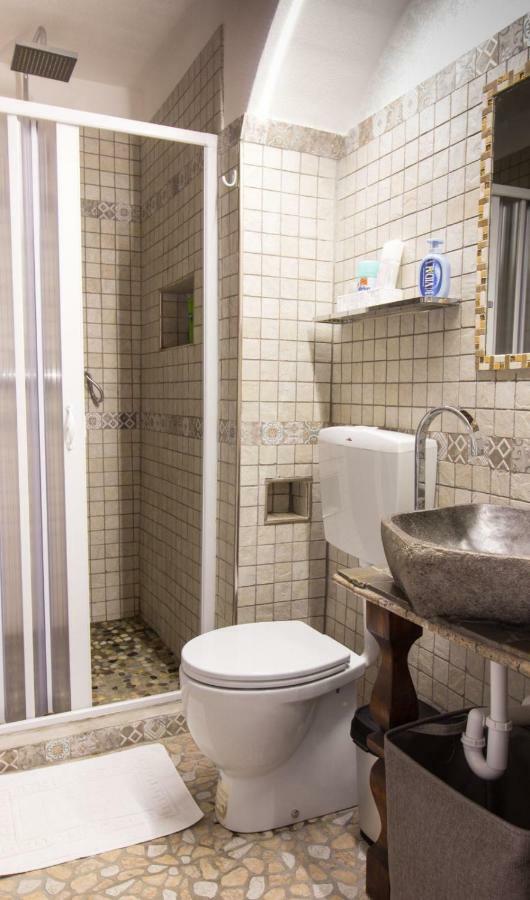 Mansarde & Suite Maison 1706 Lago Orta Borgomanero Dış mekan fotoğraf